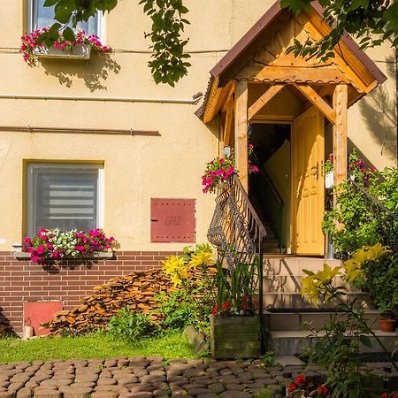 Osrodek Wypoczynkowy "Jak U Mamy" Mszana Dolna Exterior foto